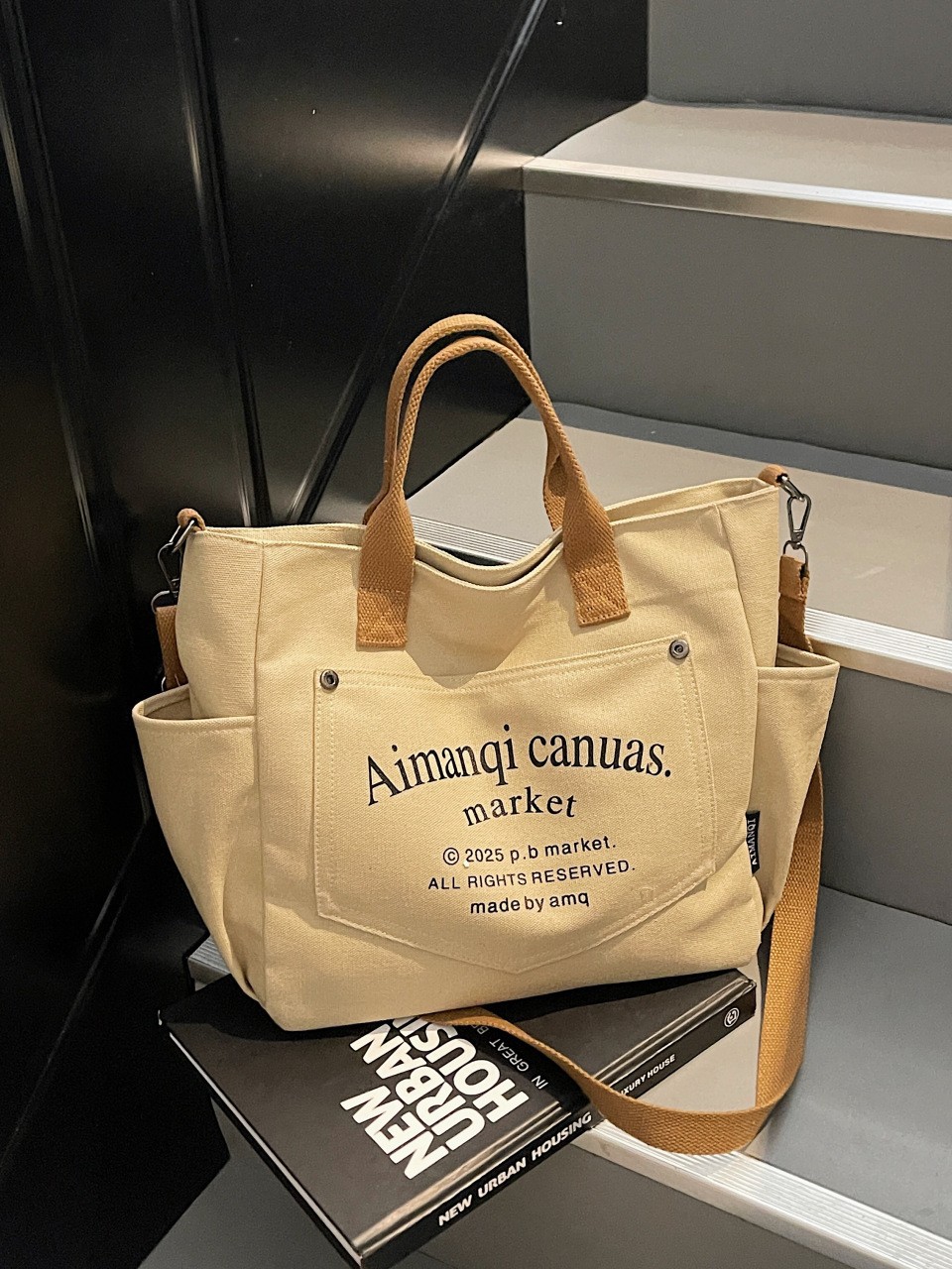 Design demi-season shopping bag, one-shoulder bag, shoulder bag, trend of season