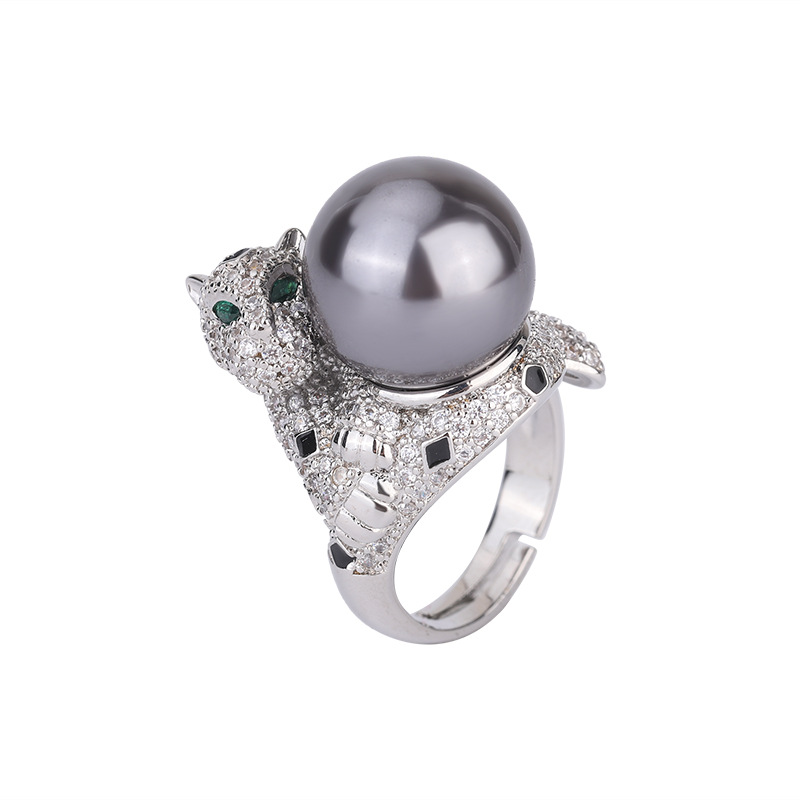 Zhuang Sheng joyas fondo de cobre chapado en oro de agua dulce lleno de diamantes de lujo con incrustaciones de leopardo temperamento luz anillo de perlas de lujo joyería