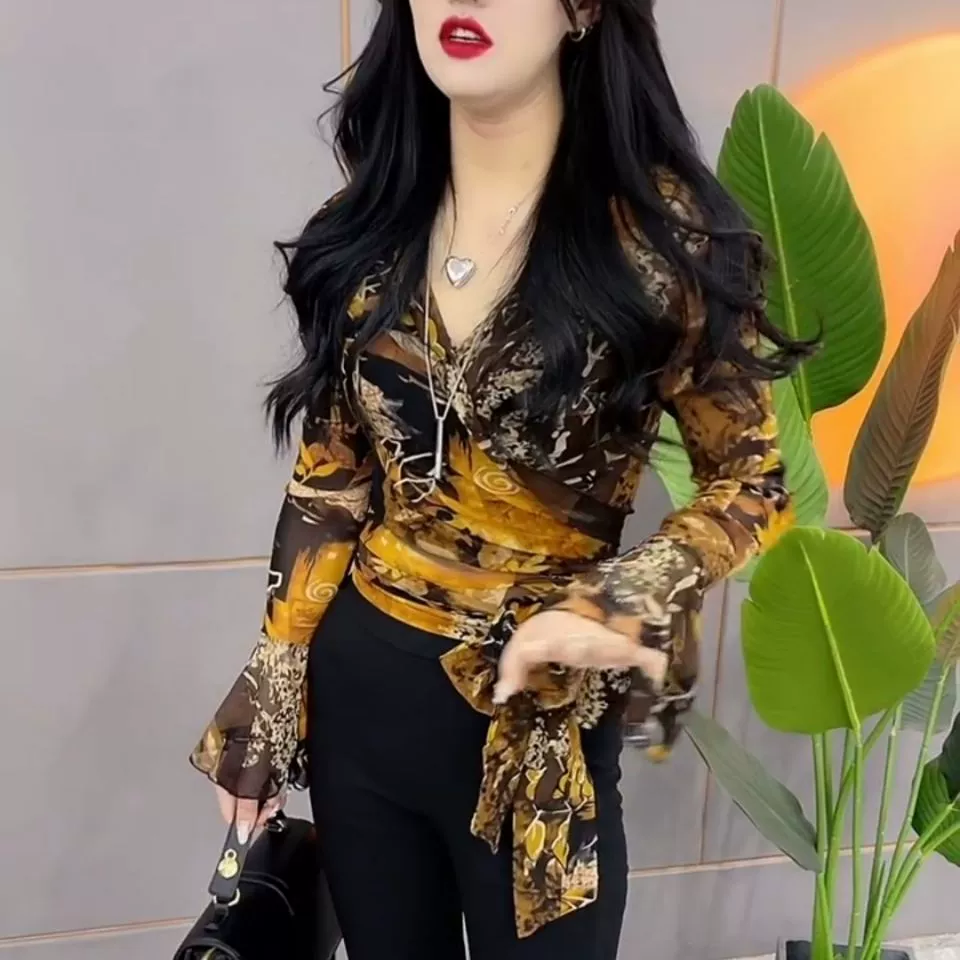 Чистый стиль желания сетки V-образным вырезом крест кружева-up печати длинный рукав колокол рукав тонкий подходят высокой упругой сексуальный плащ кардиган моды