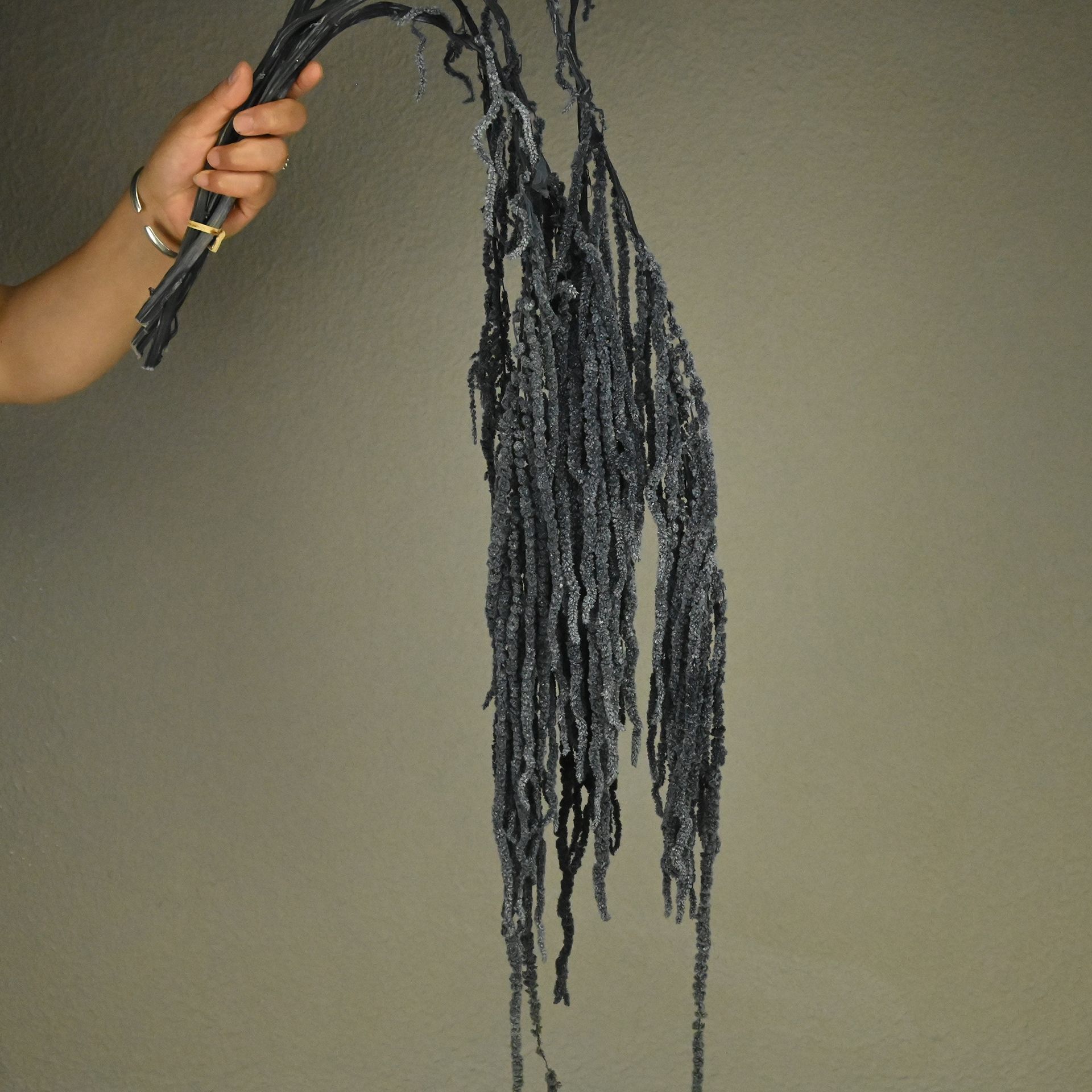 Flores fantasmas colgantes de arroz flor inmortal Juliet Amantes lágrimas colgantes de flores de decoración de bodas flores verdaderas