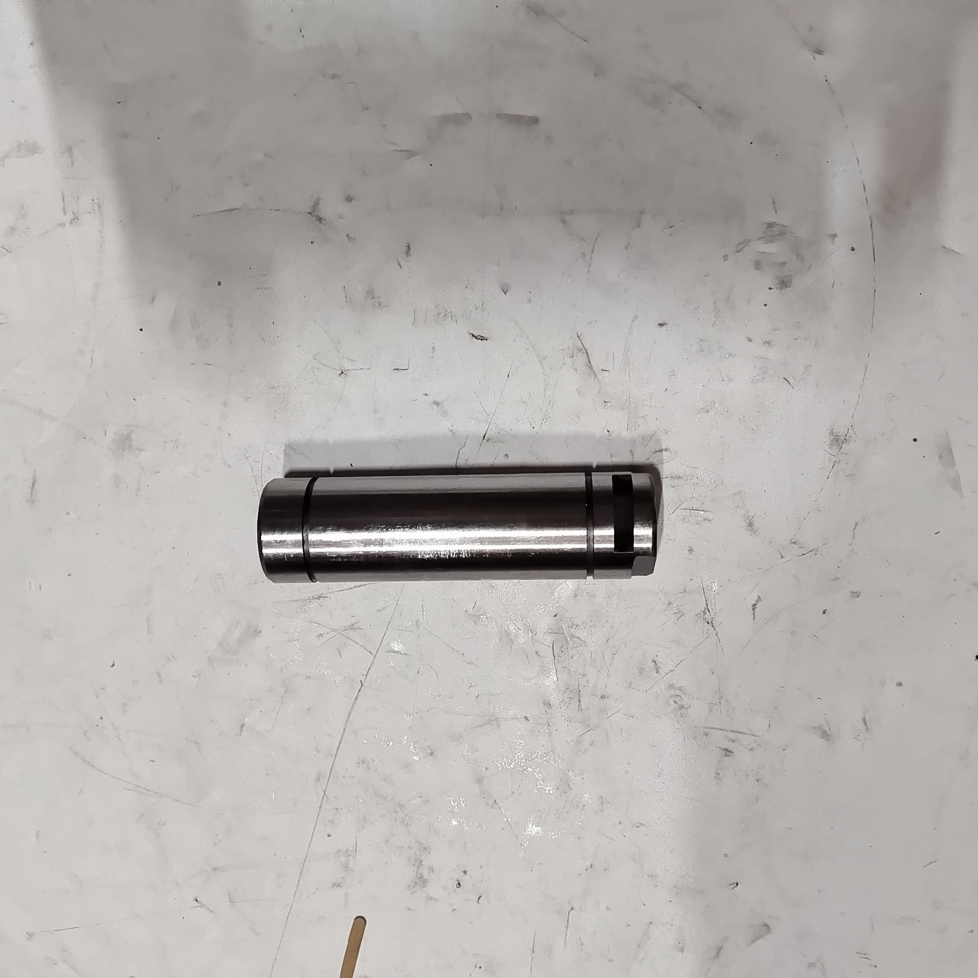 主机配套钢板销奥威30*108四大偏心有牙