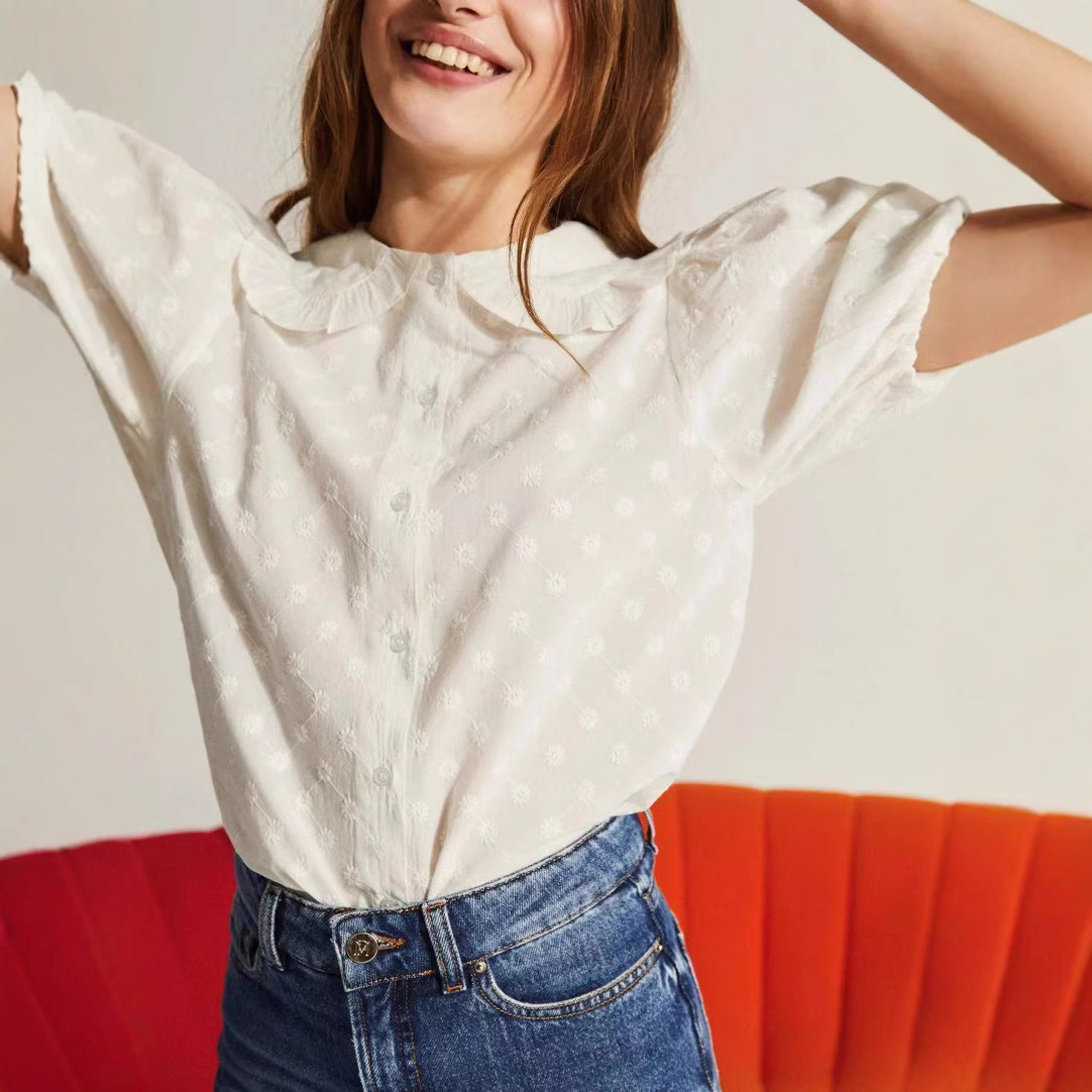 2021年春夏 法式甜美风翻领单排扣花朵刺绣泡泡袖衬衣女13058清仓
