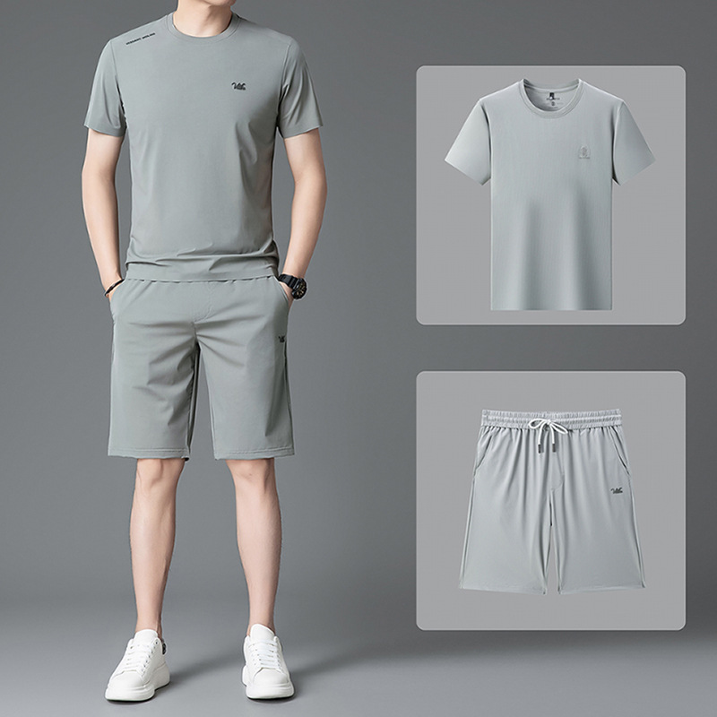 Summer fashionable set