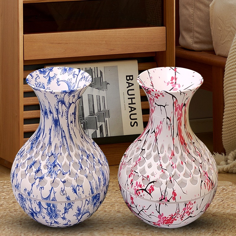 Creative blue and white porcelain vase humidifier desktop mini air humidifier portable ultrasonic aroma diffuser ornaments