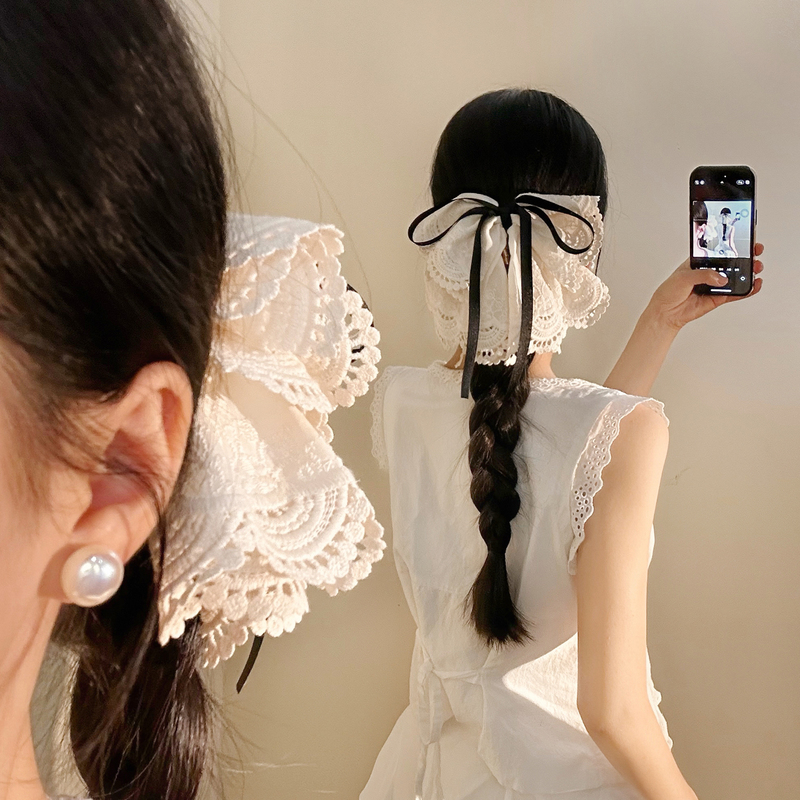 High-End White Lace Bow Horse Clip for Women, French Gentle Elegant, Versatile Headwear, Hair Clip on the Back of the Head