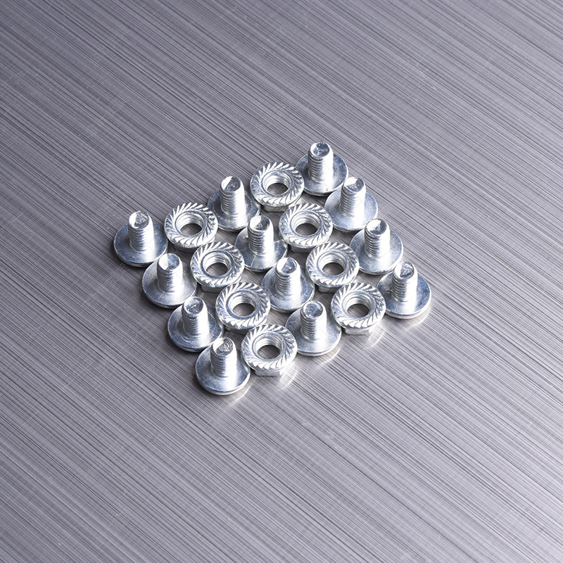 角钢货架材料三角配件螺丝脚垫支架家用置物架带孔三角铁架子