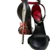 3 thin straps with leather cover and gold buckle.Customization is non-returnable