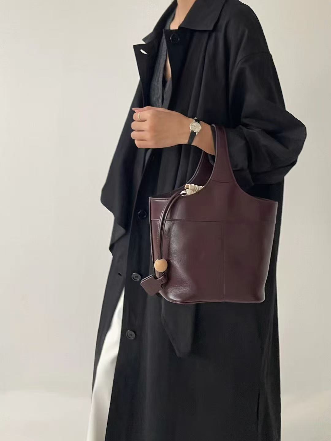 New Top Grain Cowhide Basket Bag Luxury Quiet Luxury Style Handbag Crossbody Bag Vintage Bucket Bag - Thumbnail 8