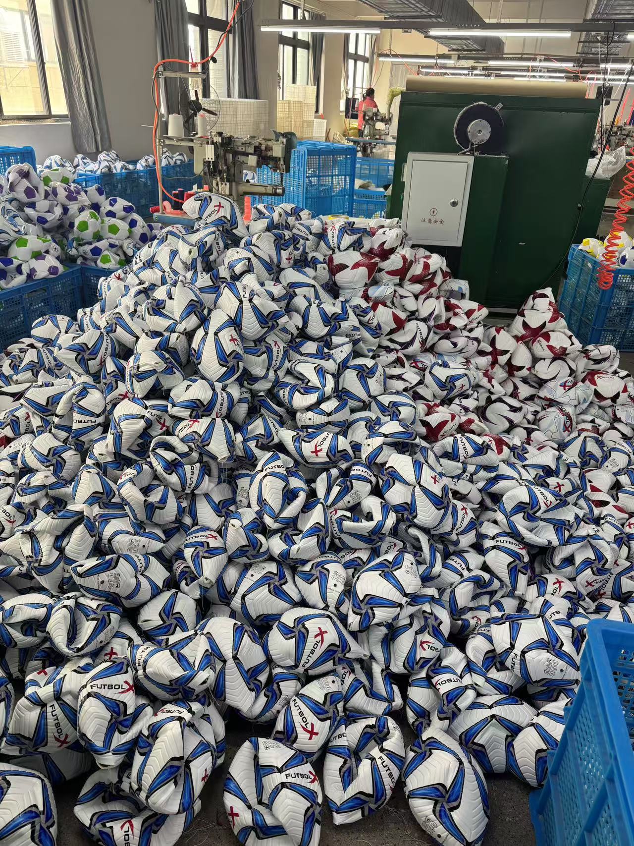 Set palloni da calcio per allenamento e partite bambini_voghion.com