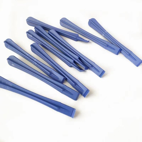 Hard plastic phone screen opening, disassembly round rods, small square rods, thick and thin triangular sheets, bending sheets, plastic pry bars