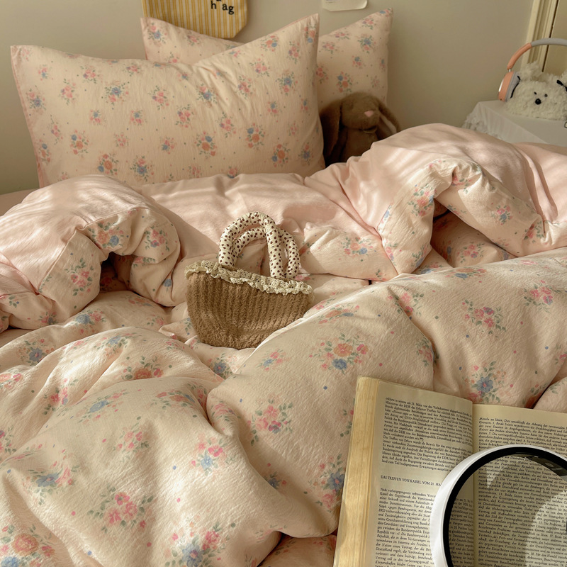 Madre y bebé clase A cuatro piezas de algodón doble hilo ropa de cama ins sábanas de flores trituradas cubierta dormitorio tres piezas de conjunto