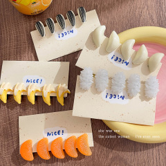 模擬ご飯のヘアピンの学生のかわいい米粒のクリップはサイドの前髪をおかしくして趣味のおにぎりのアヒルの口を挟んで挟みます。