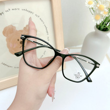 TR8203NWt؈۷{RŮreTRWRܿR