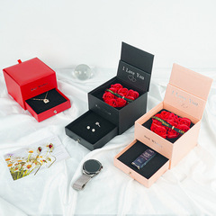 二重バラのギフトボックス永遠の花の口紅のネックレスの指輪のアクセサリーの箱のバレンタインデーのアクセサリーの包装の贈り物の箱