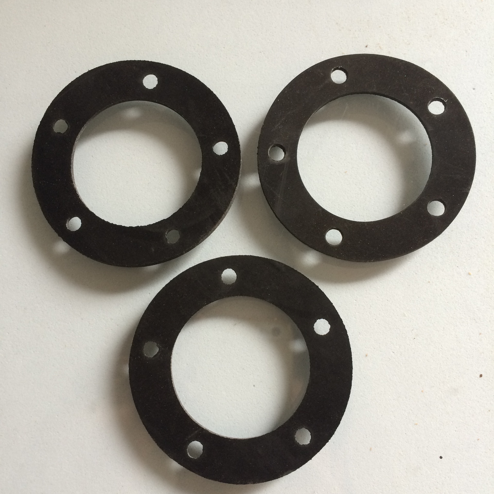 厂家供应橡胶垫片 防震 防滑橡胶垫 密封圈 黑色圆形橡胶垫