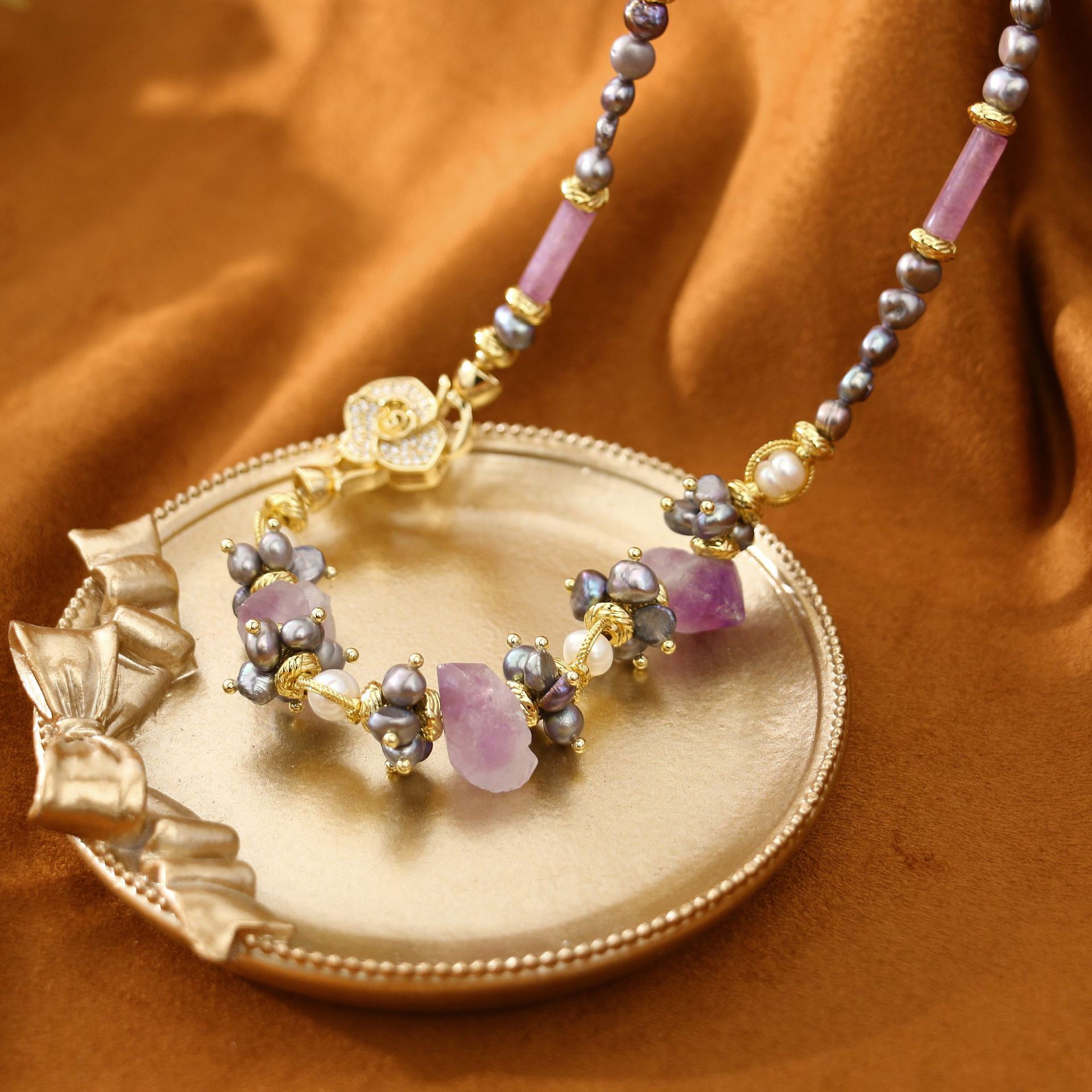 Retro U-Form Süßwasserperle Glas Perlen Frau Armbänder Halskette display picture 3