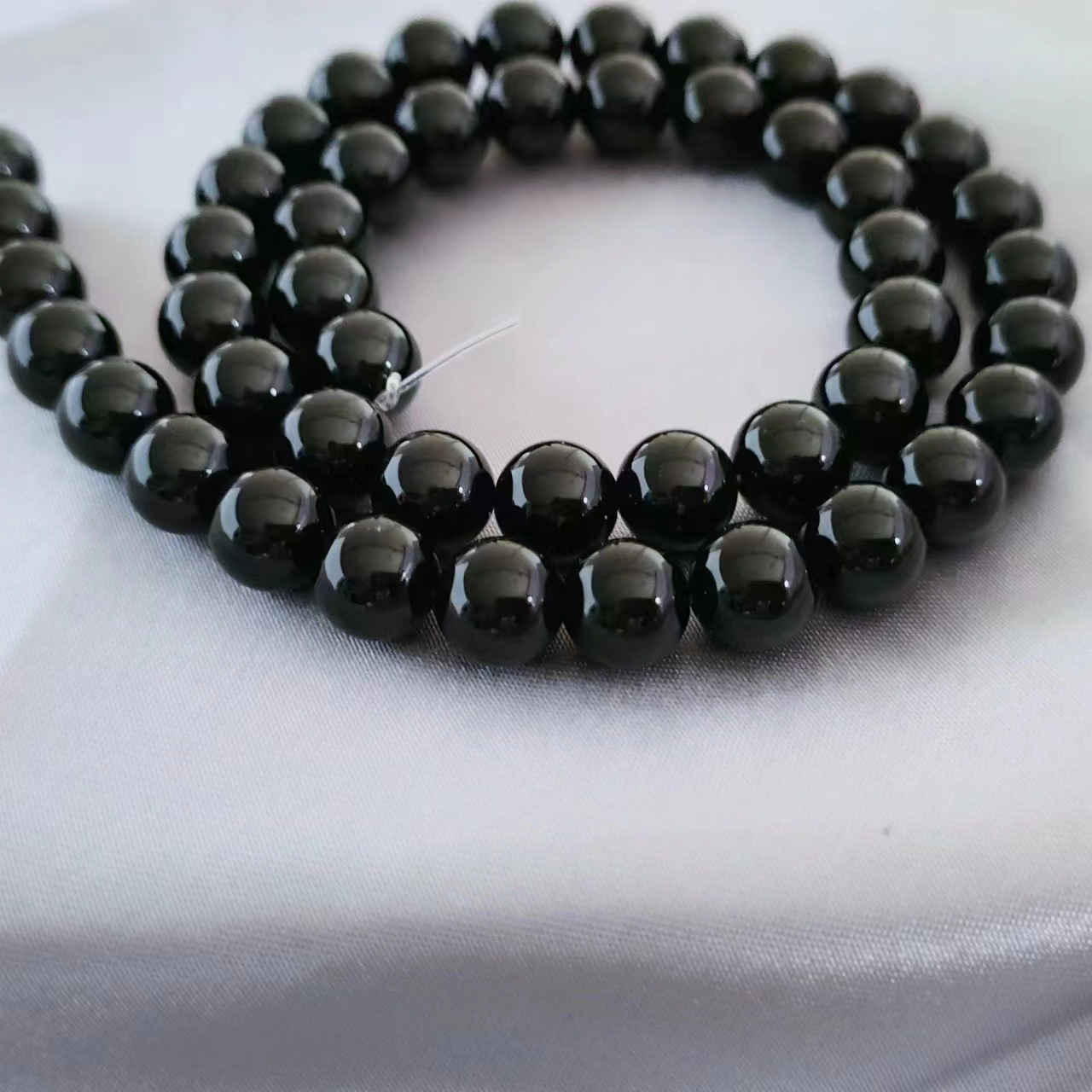 Precio de fábrica de 7A perlas de Buda naturales ágata rojo a granel diy accesorios de joyería perlas de ágata negro perlas semiacabadas