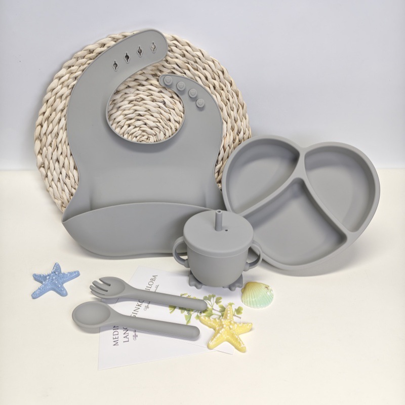 XLEE fuente fabricante de platos de silicona para niños antideslizante ventosas cubiertos de alimentos suplementarios 5 piezas conjunto de productos explosivos transfronterizos en stock