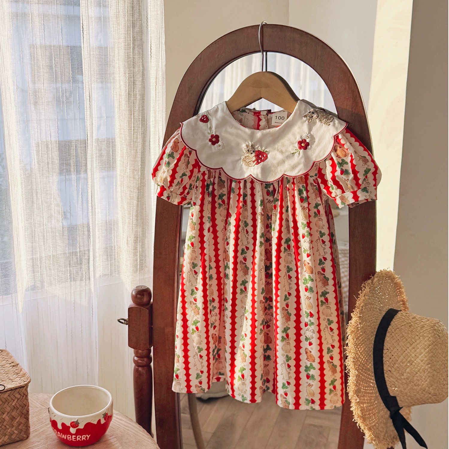 Новое летнее платье 2026 года для девочек: с цветочным принтом, вышивкой кролика на воротнике, пышными рукавами, милое детское платье-принцесса в корейском стиле