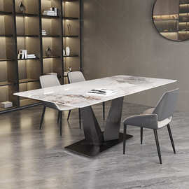 意式轻奢岩板餐桌现代简约长方形可伸缩亮光高级感小户型家用饭桌