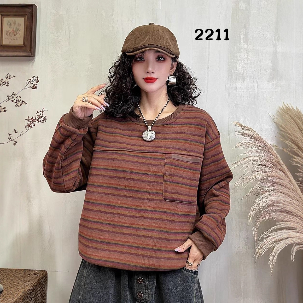 复古条纹拼色加绒卫衣女短款2025冬新款宽松百搭休闲圆领长袖2211