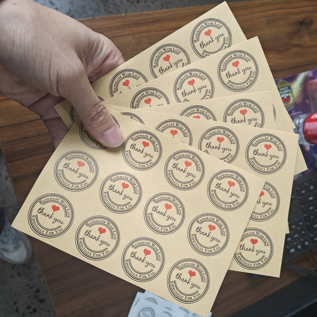 Papel kraft en blanco rectangular sellado pegatinas sobre regalo decoración etiqueta adhesiva etiqueta circular pegatinas