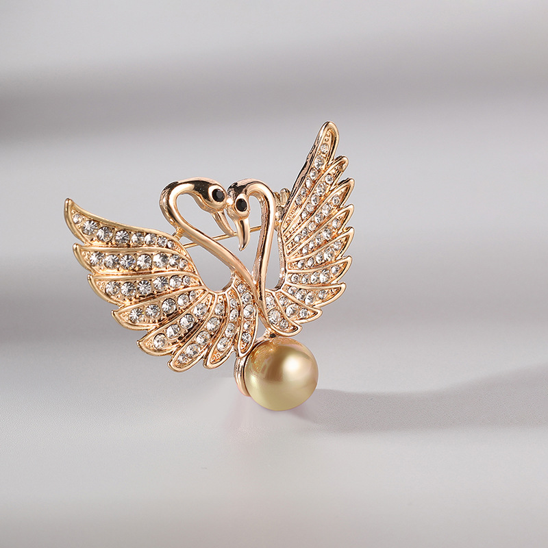 Brooch Natural Pearl Diamond Double Swan Alloy Corsage Boutique display picture 3