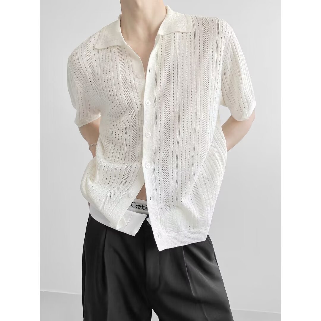 Coreano con solapa hueca de manga corta abstinencia masculina camisa de punto de moda camisa de encaje cardigan camiseta de verano