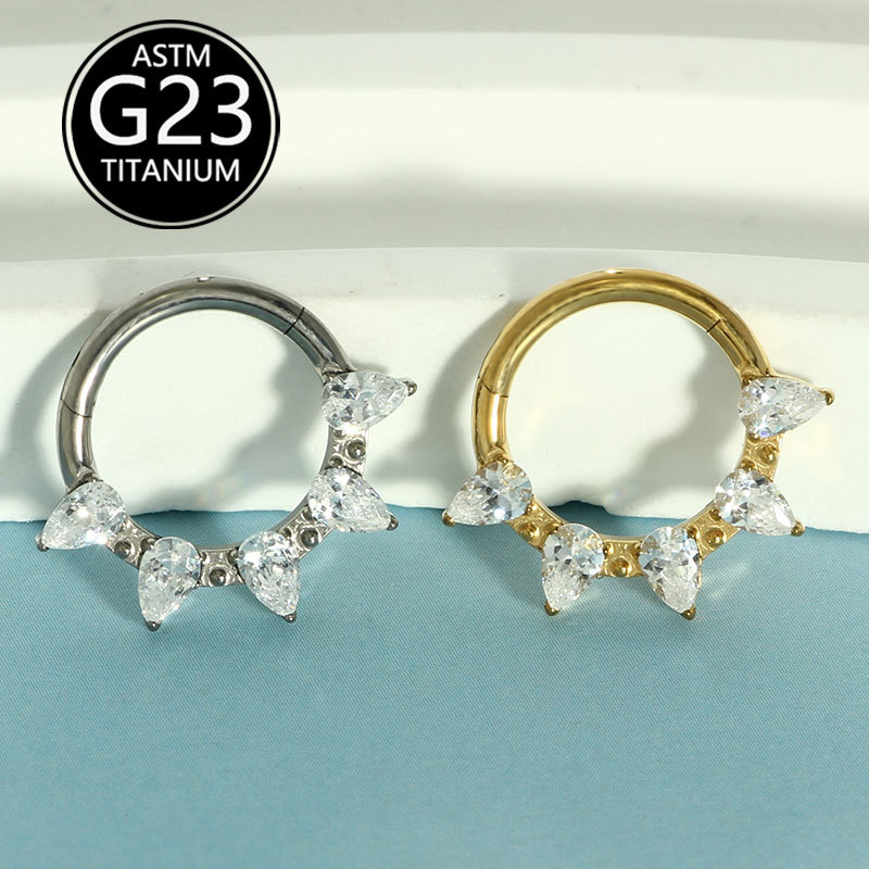 Silver pointed spike labret stud material detail