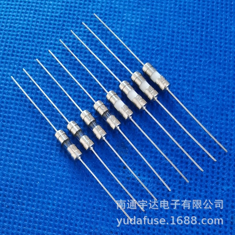 Завод продает предохранители 3.6*10, 0.5-15А, с медным колпачком, выводными проводами, стеклянной трубкой, керамической лентой, доступны быстродействующие и медленно действующие типы.