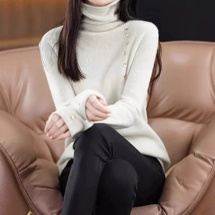 2024 осень и зима новые сплошные женские свободные вязаные корейские нижние рубашки