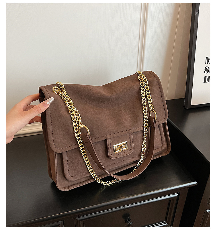 Large Capacity Bag For Women Autumn/Winter 2023 New Fashion Versatile Frosted Chain Crossbody Bag Commuter Tote Bag_voghion.com
