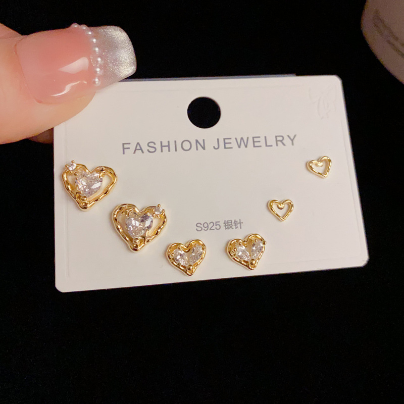 13g Weight 925 Sterling Silver Ear Needle Material Ear Studs Classification 1 Set Quantity Holiday, Banquet, Daily Occasion Copper Material Heart Shape Pattern All Seasons Season Women's Gender Simple Style Style 1 Set Simple Style Heart Shape Copper Ear Studs 3