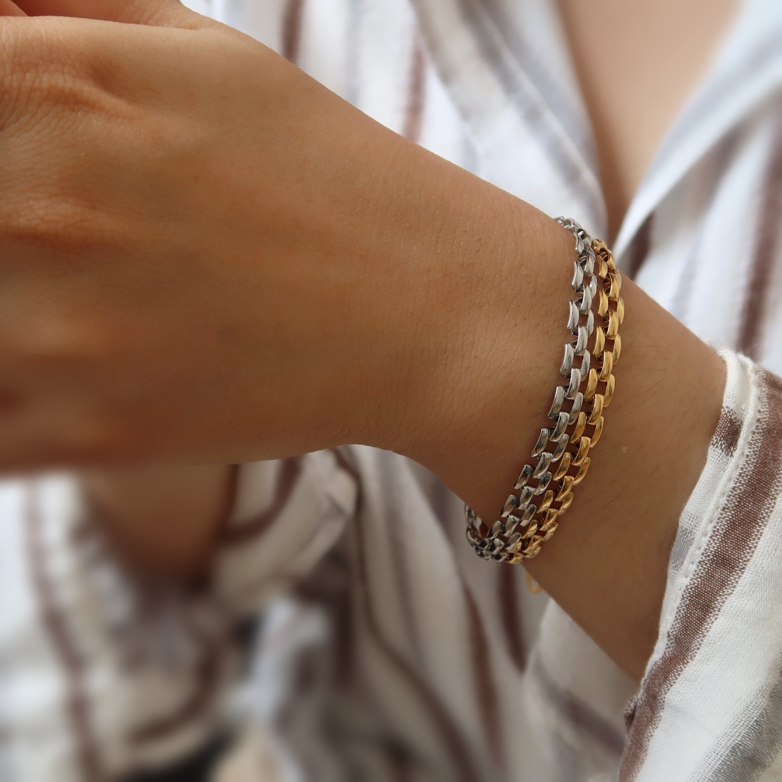 镜面抛光手链不锈钢高级感金银色防水不掉色首饰跨境男女气质简约