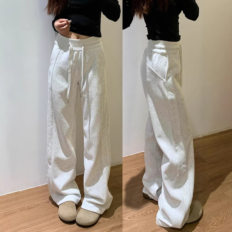 White Women's Sports Pants, Spring and Autumn 2026 New Style, High-Waisted, Loose Straight-Leg Casual Sweatpants, Banana Wide-Leg Pants White Women's Sports Pants, Spring and Autumn 2026 New Style, High-Waisted, Loose Straight-Leg Casual Sweatpants, Banana Wide-Leg Pants