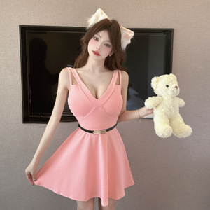 Sexy low cut elastic waistband large hem bottom vest dress