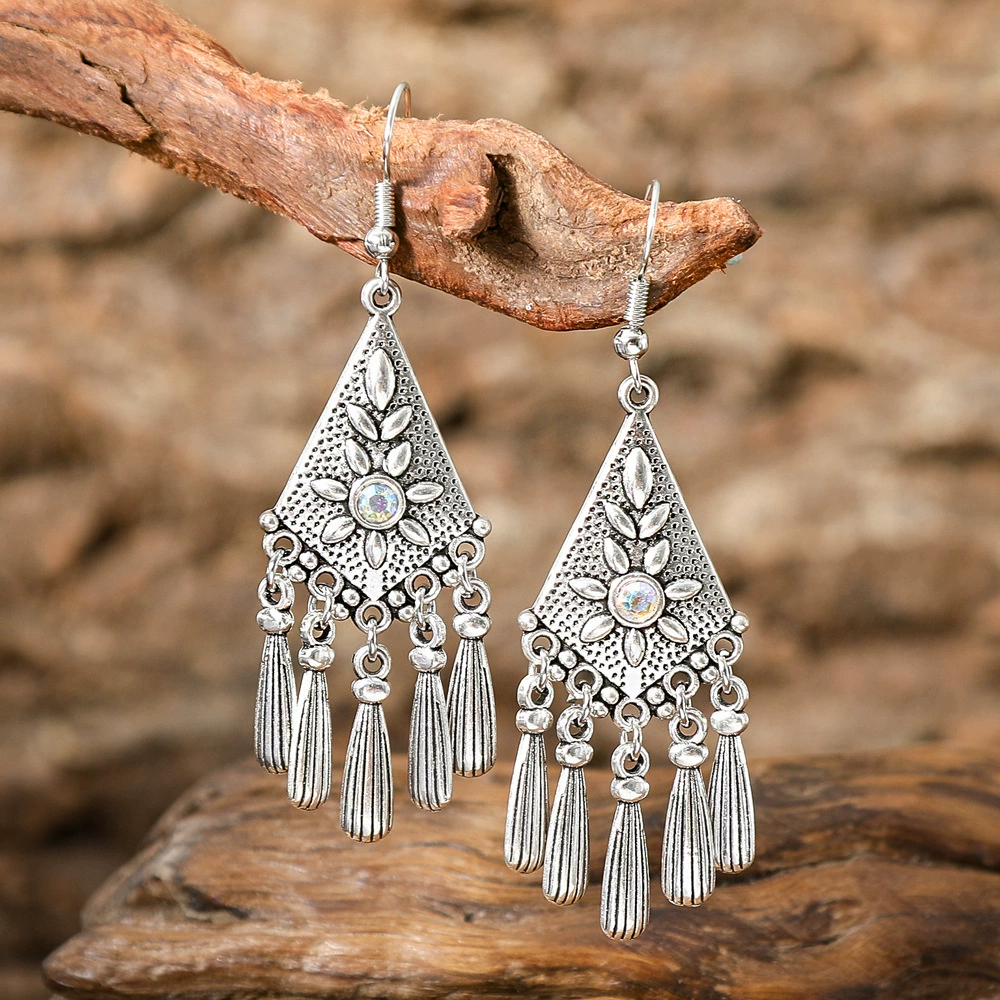 Серьги ретро этно Handmade, кисточка-талисман бохо низкопроходимые клипсы, лёгкий