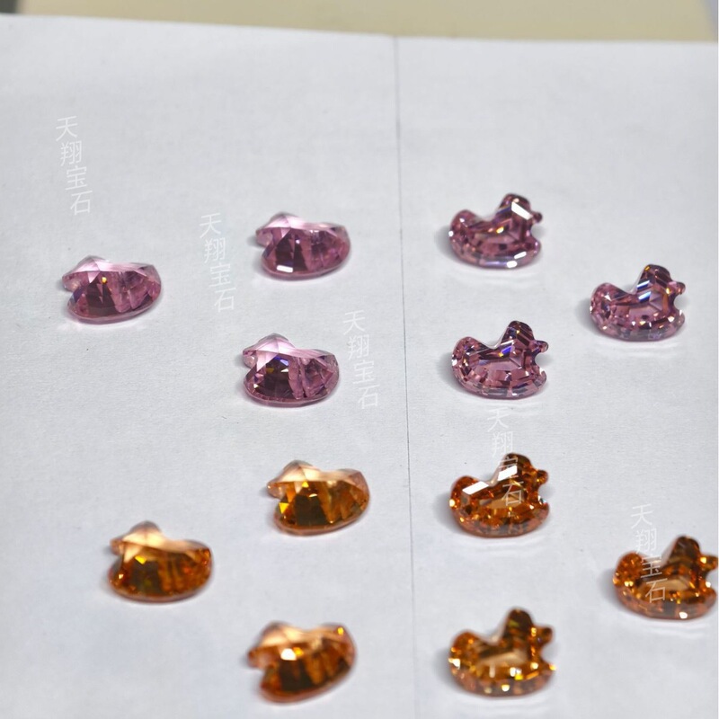 Tianxiang Gemstone Hot-Selling Little Duck Animal Shape 5A Cubic Zirconia Loose Stone