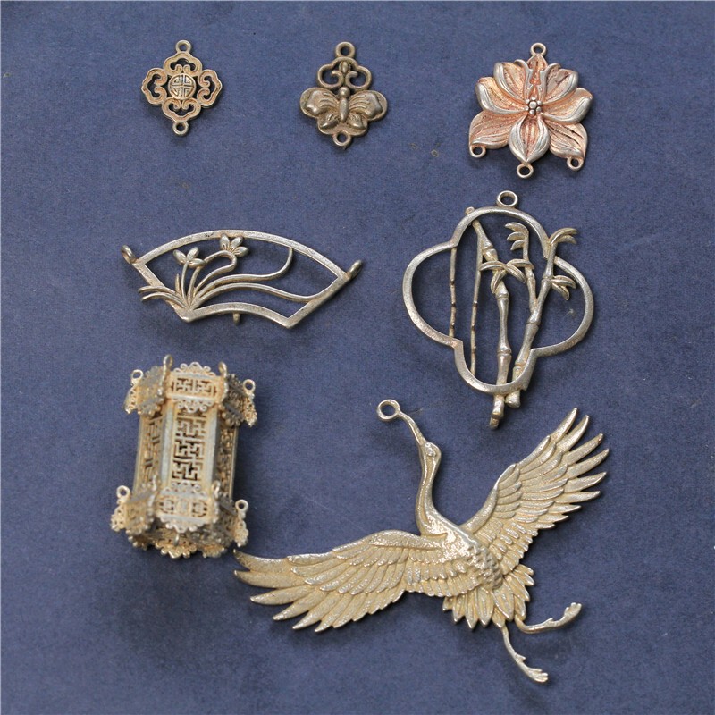 Antique-Style Distressed Silver-Plated Palace Lantern Crane Orchid Bamboo Butterfly Ruyi Flower Pendant Cheongsam Collar DIY Accessory