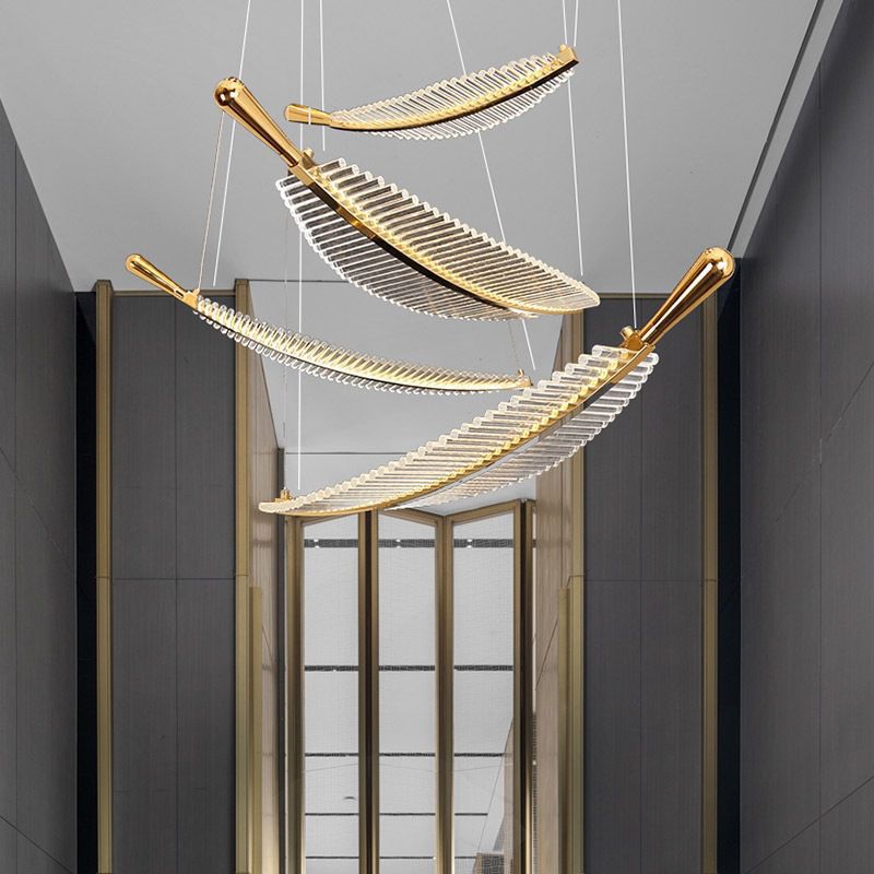 Departamento de ventas de hojas duplicadas lujosas escaleras creativas ingeniería de lámparas de arte nórdico lámpara de plumas ligeras hotel villa