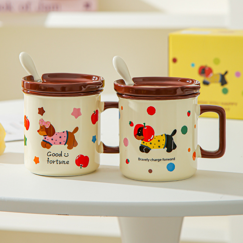 Cute cachorro de oficina taza de cerámica doméstica con cubierta cucharas de desayuno de estudiantes de niñas tazas de agua para beber tazas de café pareja