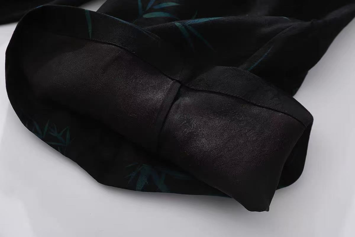Quần short nam lụa tơ tằm cạp chun — Da đen 8985 chi tiết 13