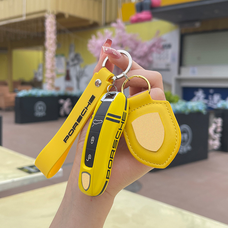 모델 B 트랙 노란색에는 무료 쉴드 + 열쇠 고리가 함께 제공됩니다.