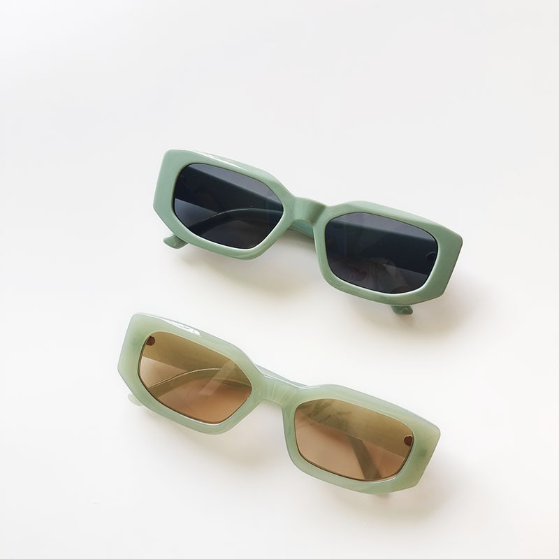 Outdoor Occasion Streetwear Solid Color UV400 Protection Resin Square Full Frame Women's Sunglasses