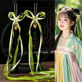 发夹;发簪;扇子