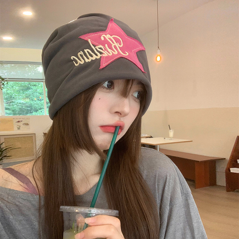 Retro americano pentágono pegado sombrero montado de tela mujer callejera casual cara pequeña gorra gorra fría gorra de luna