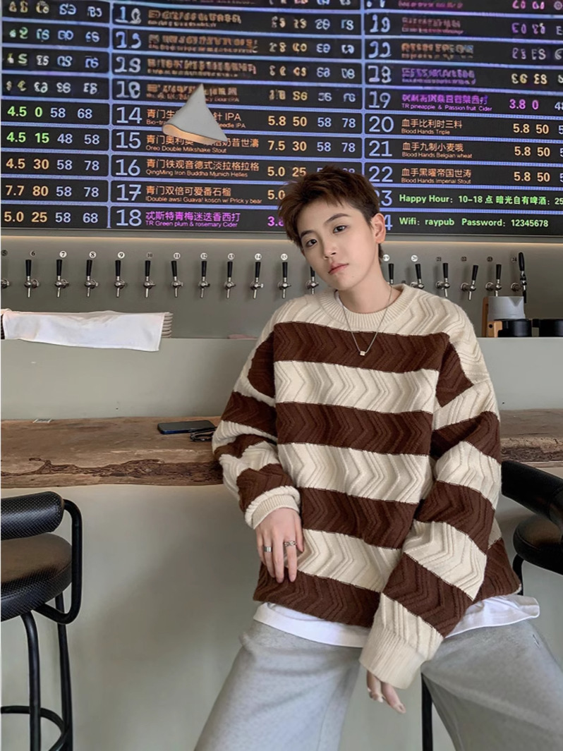 Demi-season Japanese knitted retro woolen sweater with a round…