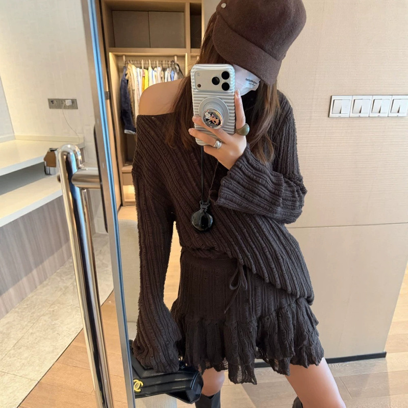 Korean Style Casual Two-Piece Set: Knitted Sweater Top + Knitted Wide-Leg Pants Set, Hangzhou Women's Clothing Korean Style Casual Two-Piece Set: Knitted Sweater Top + Knitted Wide-Leg Pants Set, Hangzhou Women's Clothing