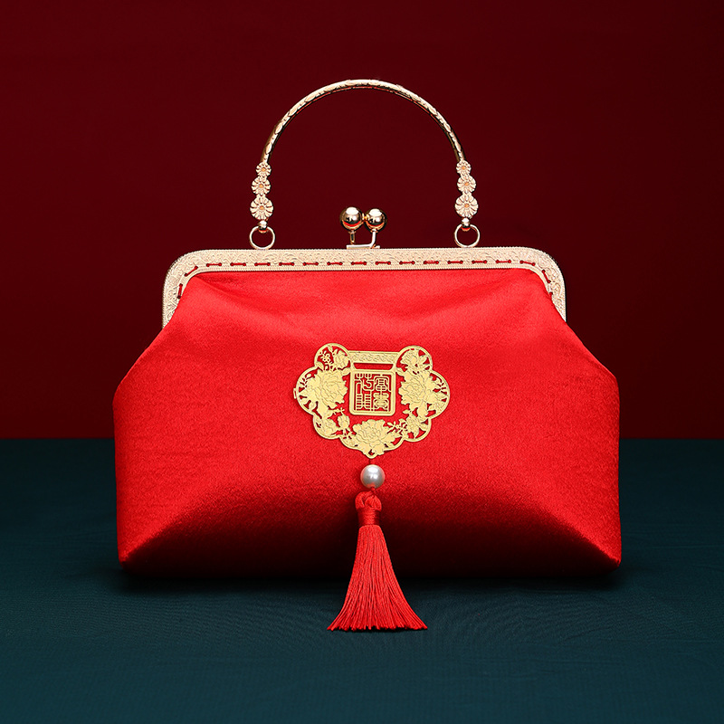 Las flores florecen y traen riqueza.