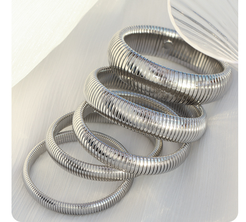 14g Weight Bangle Classification Titanium Steel Chain Material Men's Hip-Hop Retro Bangle Solid Color 304 Stainless Steel Men Cuff & Bangle